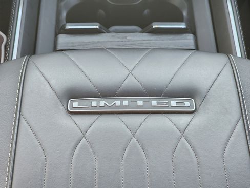 Used 2025 RAM 1500 Limited image 28
