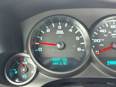 Used 2012 Chevrolet Silverado 1500 W/T RWD image 12