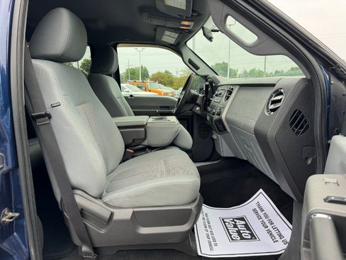 Used 2011 Ford F250 XLT w/ Advanced Security Group AWD/4WD image 18