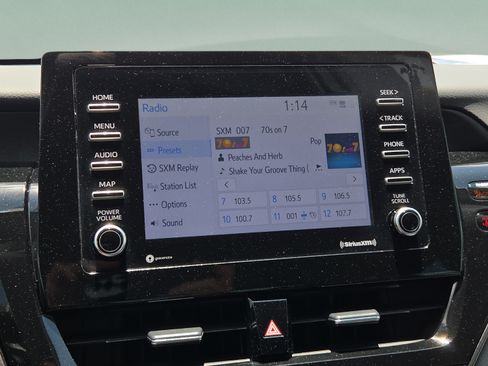Used 2024 Toyota Camry SE FWD image 19