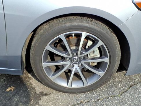 Used 2017 Acura TLX V6 w/ Technology Package FWD image 10