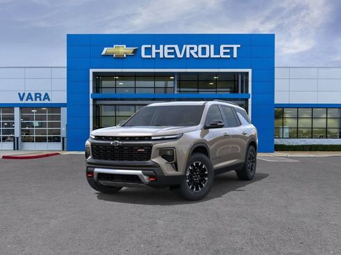 New 2026 Chevrolet Traverse Z71 w/ Enhanced Driving Package AWD/4WD image 8
