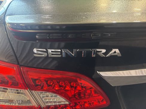 Used 2015 Nissan Sentra SV w/ Style Package FWD image 12
