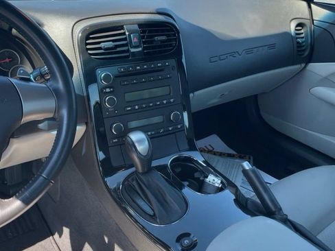 Used 2008 Chevrolet Corvette Coupe w/ Preferred Equipment Group RWD image 29