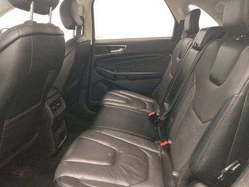 Used 2018 Ford Edge Titanium w/ Equipment Group 301A image 18