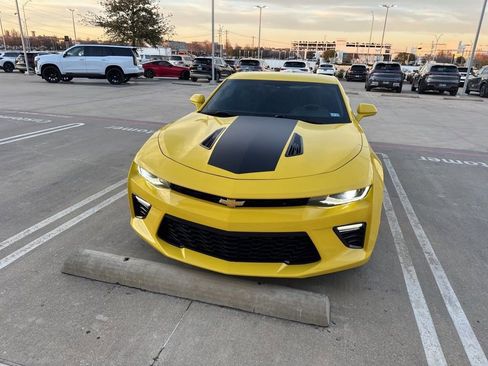 Used 2017 Chevrolet Camaro SS image 15