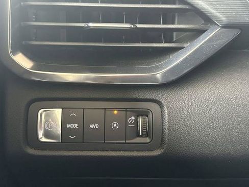 Certified 2024 GMC Acadia AT4 w/ LPO, Floor Liner Package AWD/4WD image 17