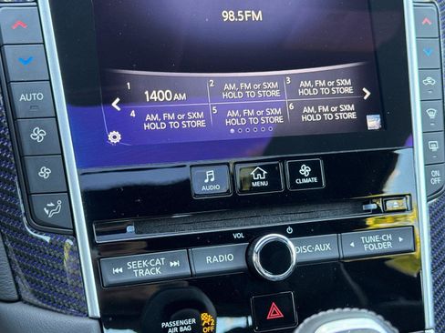 Used 2017 INFINITI Q60 3.0t Sport RWD image 18