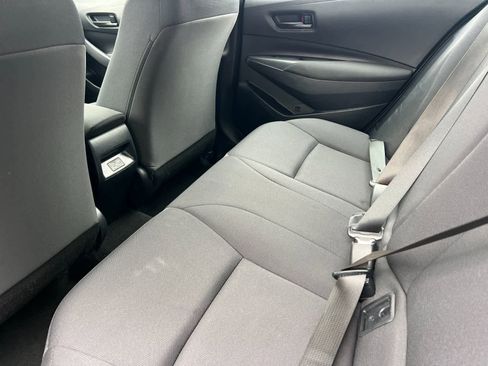 Used 2023 Toyota Corolla LE image 4