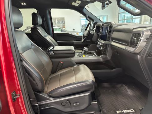 Used 2025 Ford F150 Lariat w/ Equipment Group 501A Mid AWD/4WD image 15
