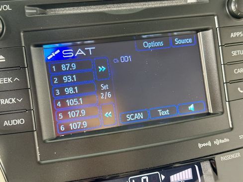 Used 2014 Toyota Prius V Three FWD image 28