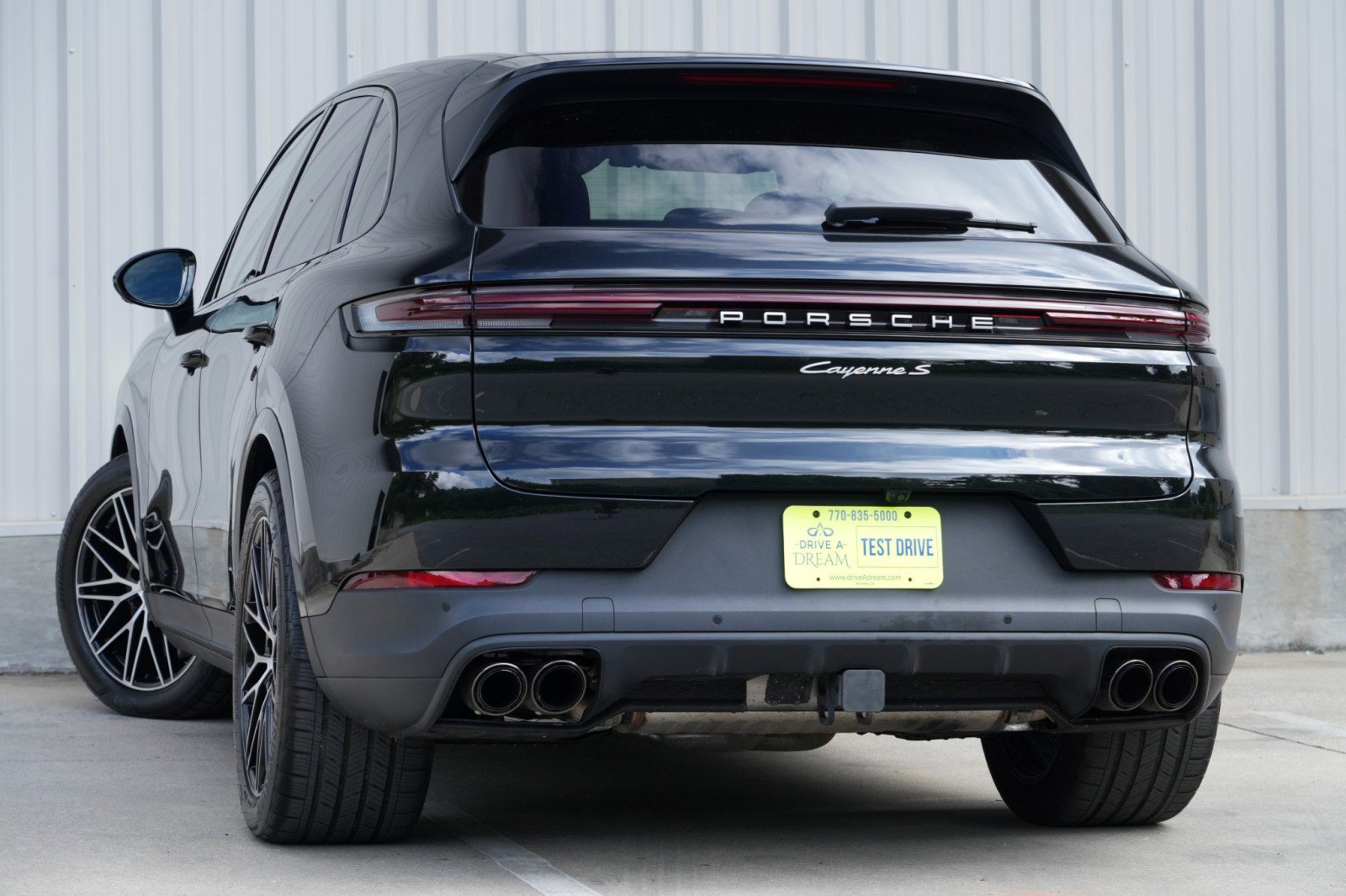 Used 2025 Porsche Cayenne S w/ Premium Package Plus AWD/4WD image 6