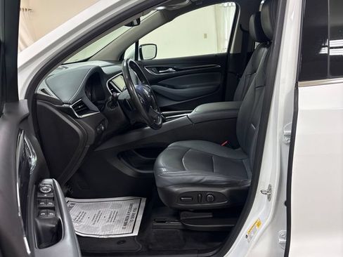 Used 2021 Buick Enclave Essence w/ Sound and Sites Package FWD image 9