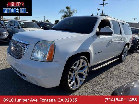 Used 2013 GMC Yukon XL SLE w/ Convenience Package RWD image 1