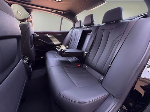 Used 2023 BMW 530e 530e iPerformance w/ Premium Package image 15