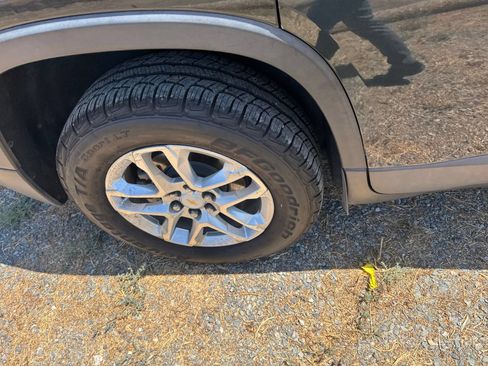 Used 2018 Chevrolet Traverse LT FWD image 8