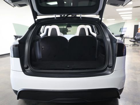 Used 2022 Tesla Model X AWD/4WD image 48