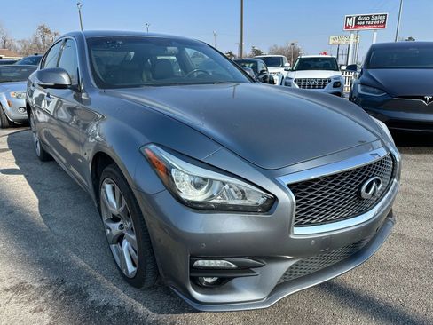Used 2017 INFINITI Q70 3.7 w/ Technology Package image 29