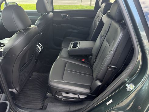 Used 2022 Kia Sorento S AWD/4WD image 28