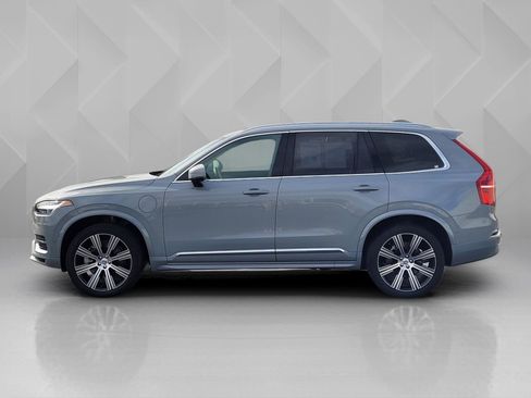 Certified 2025 Volvo XC90 T8 Ultra image 7