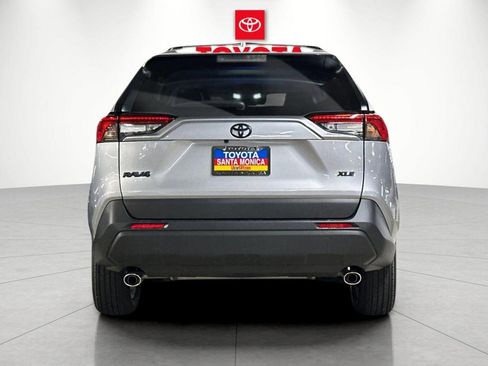 New 2025 Toyota RAV4 XLE image 4