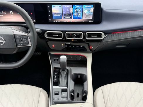 New 2026 Nissan Sentra SL FWD image 18