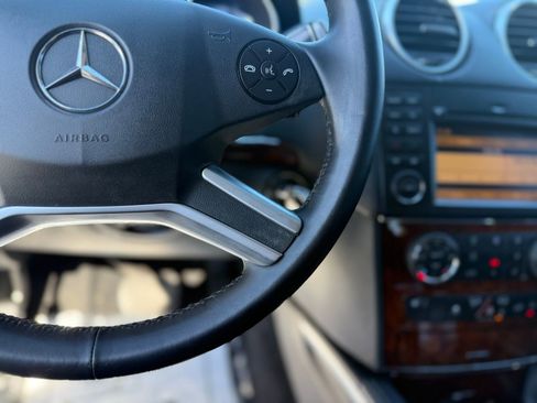 Used 2012 Mercedes-Benz GL 450 4MATIC image 18