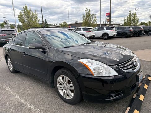 Used 2012 Nissan Altima 2.5 SL w/ 2.5SL Pkg FWD image 5