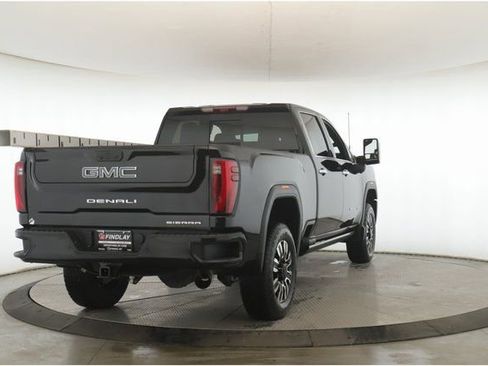 Used 2025 GMC Sierra 2500 Denali Ultimate image 7