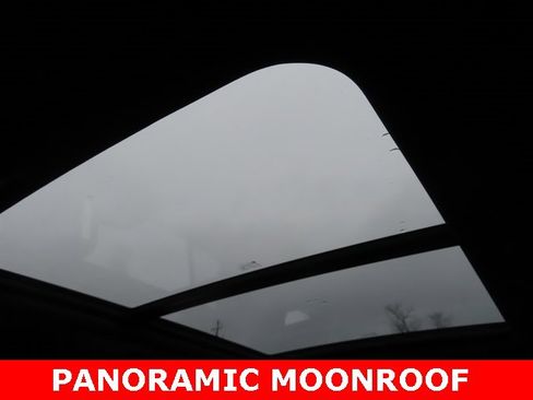 Used 2022 Chevrolet Tahoe RST image 4