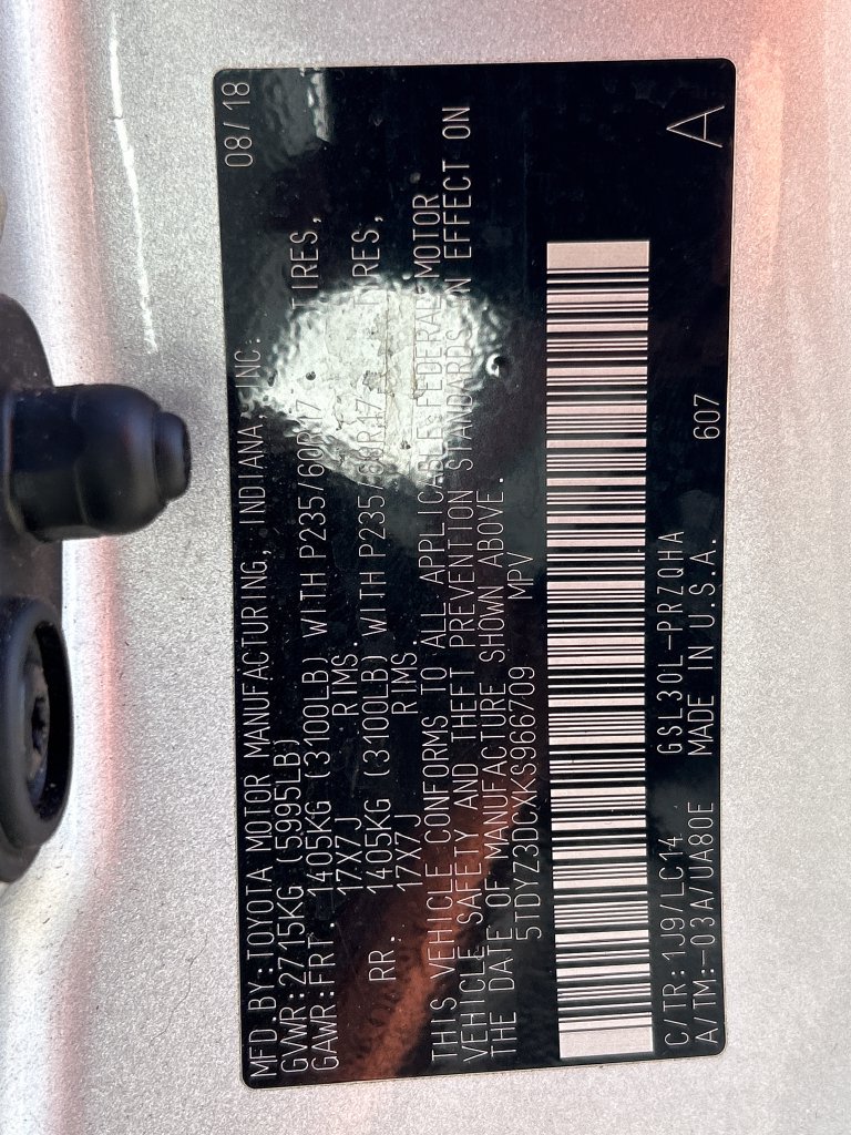 Used 2019 Toyota Sienna XLE Premium FWD image 37
