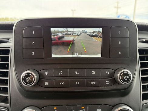 Used 2023 Ford Transit 250 Base image 3