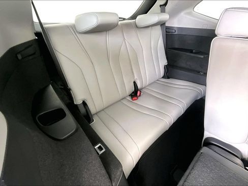 Certified 2024 Acura MDX FWD w/ Technology Package image 36