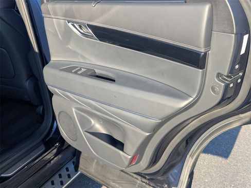 Used 2025 Genesis GV80 2.5T image 15