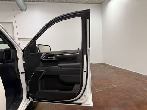 Used 2025 Chevrolet Silverado 1500 LT image 62