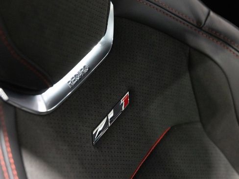 Used 2022 Chevrolet Camaro ZL1 image 24
