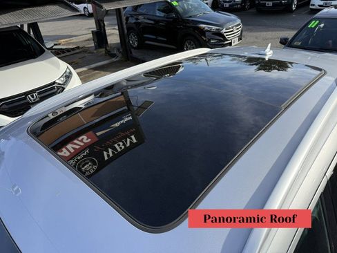 Used 2018 Audi SQ5 Premium Plus w/ Navigation Package image 8