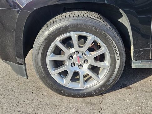 Used 2020 GMC Yukon Denali w/ Open Road Package image 10