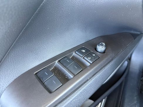 Used 2023 Toyota Camry SE FWD image 22