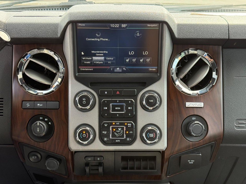 Used 2016 Ford F350 Lariat w/ Lariat Ultimate Package AWD/4WD image 14