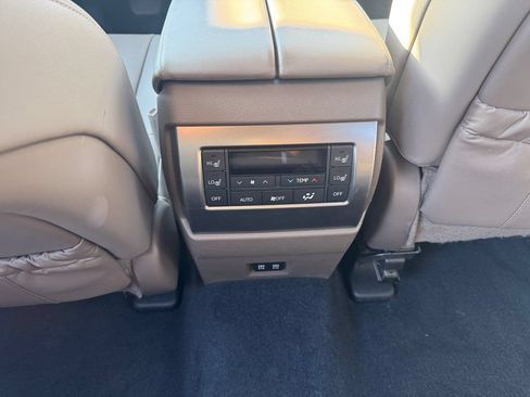 Used 2023 Lexus GX 460 Premium w/ Premium Package AWD/4WD image 14