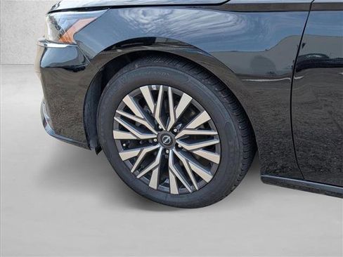 Used 2025 Nissan Altima 2.5 SV FWD image 22