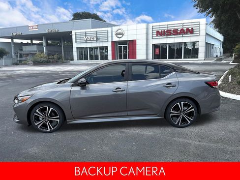 Certified 2022 Nissan Sentra SR w/ Trunk Package FWD image 6