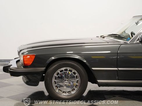 Used 1989 Mercedes-Benz 560 SL image 23