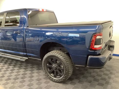 Used 2023 RAM 2500 Big Horn w/ Night Edition AWD/4WD image 4