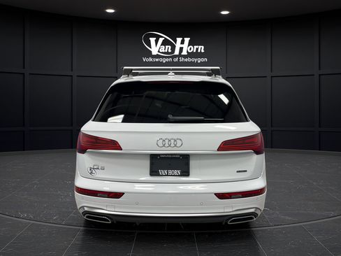 Used 2025 Audi Q5 e Premium Plus w/ Premium Plus Package AWD/4WD image 6