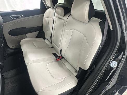 New 2026 Kia Sportage EX AWD/4WD image 12