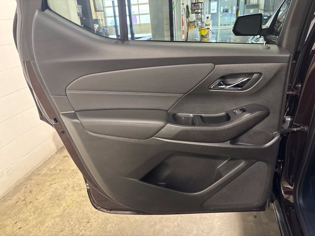 Used 2022 Chevrolet Traverse LT AWD/4WD image 26