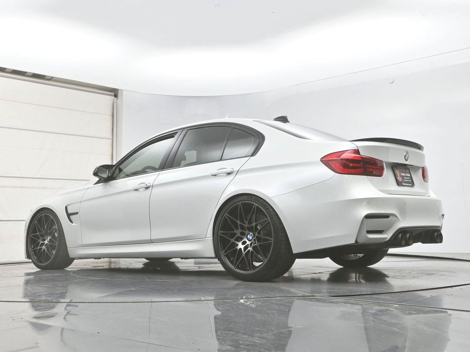 Used 2018 BMW M3 RWD image 34