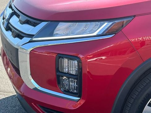 Used 2024 Mitsubishi Outlander Sport SE image 13